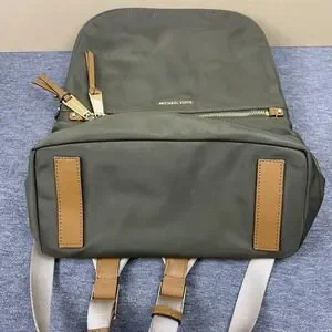 Michael Kors | Bags | Michael Kors Polly Medium Slim Nylon  display picture 3